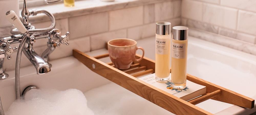 8 steps to creating the ultimate relaxing bath with essential oils