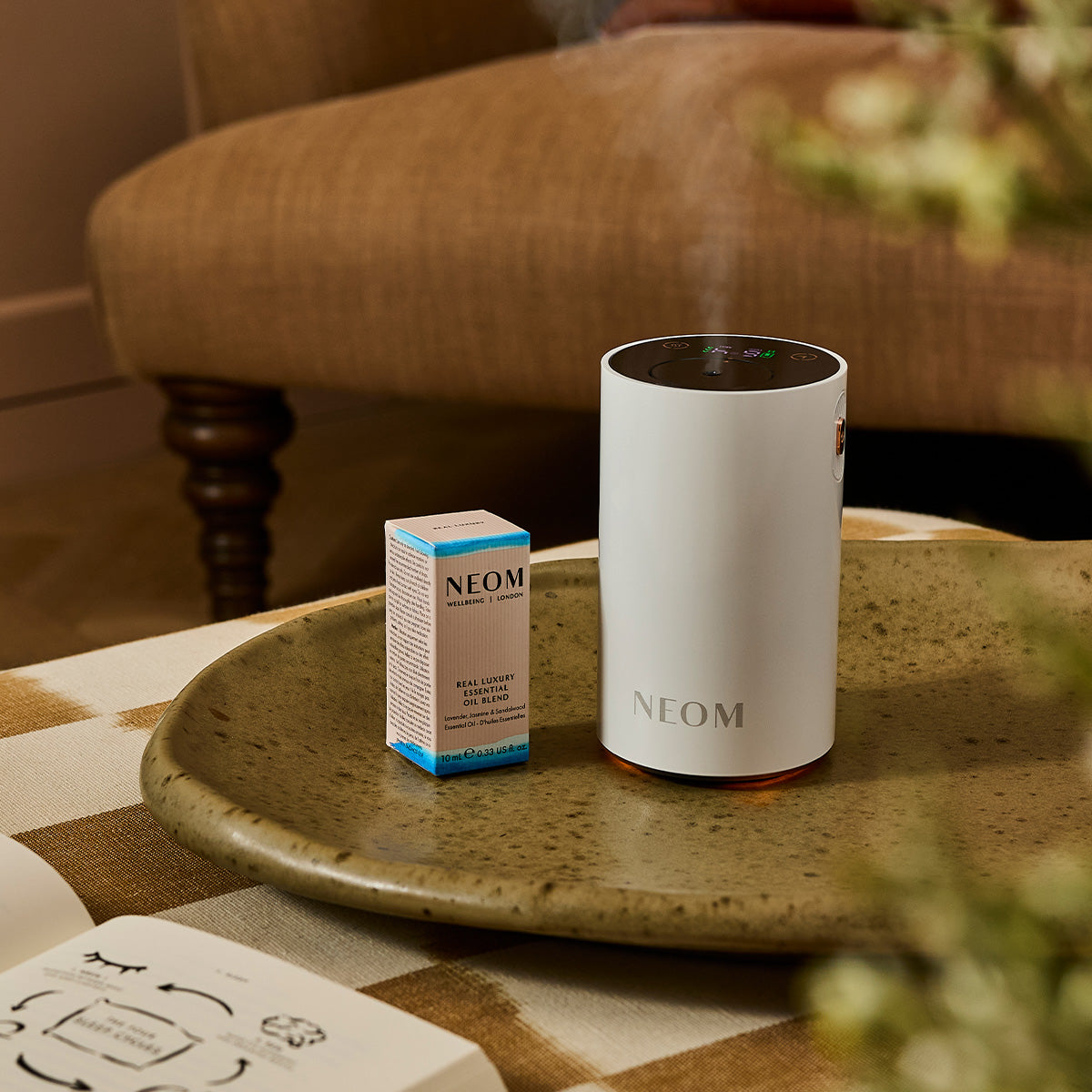 Neom Wellbeing Pod Mini+ Waterless Essential Oil Diffuser White Neom Wellbeing Pod Mini+ Waterless Essential Oil Diffuser White